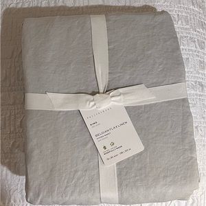 Pottery Barn Belgian Flax Linen King Fitted Sheet
